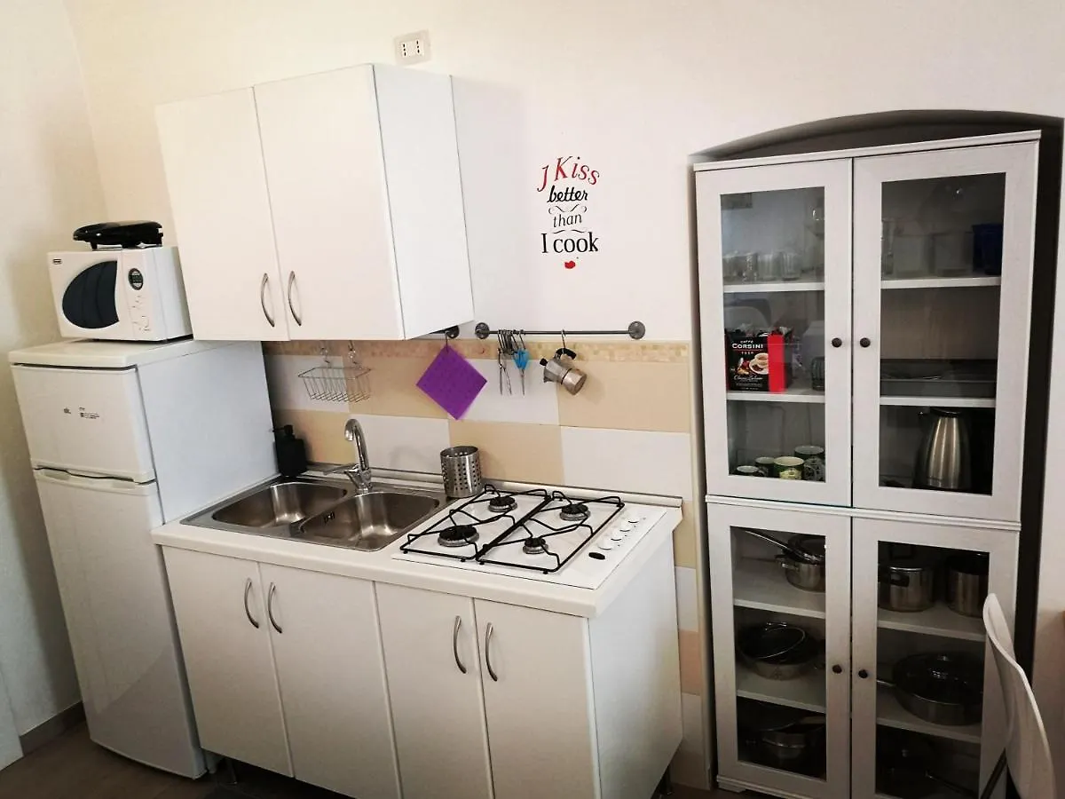 White House Apartment Bari
